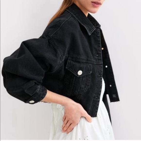 Zara Crop Denim Jacket - Picture 2 of 4